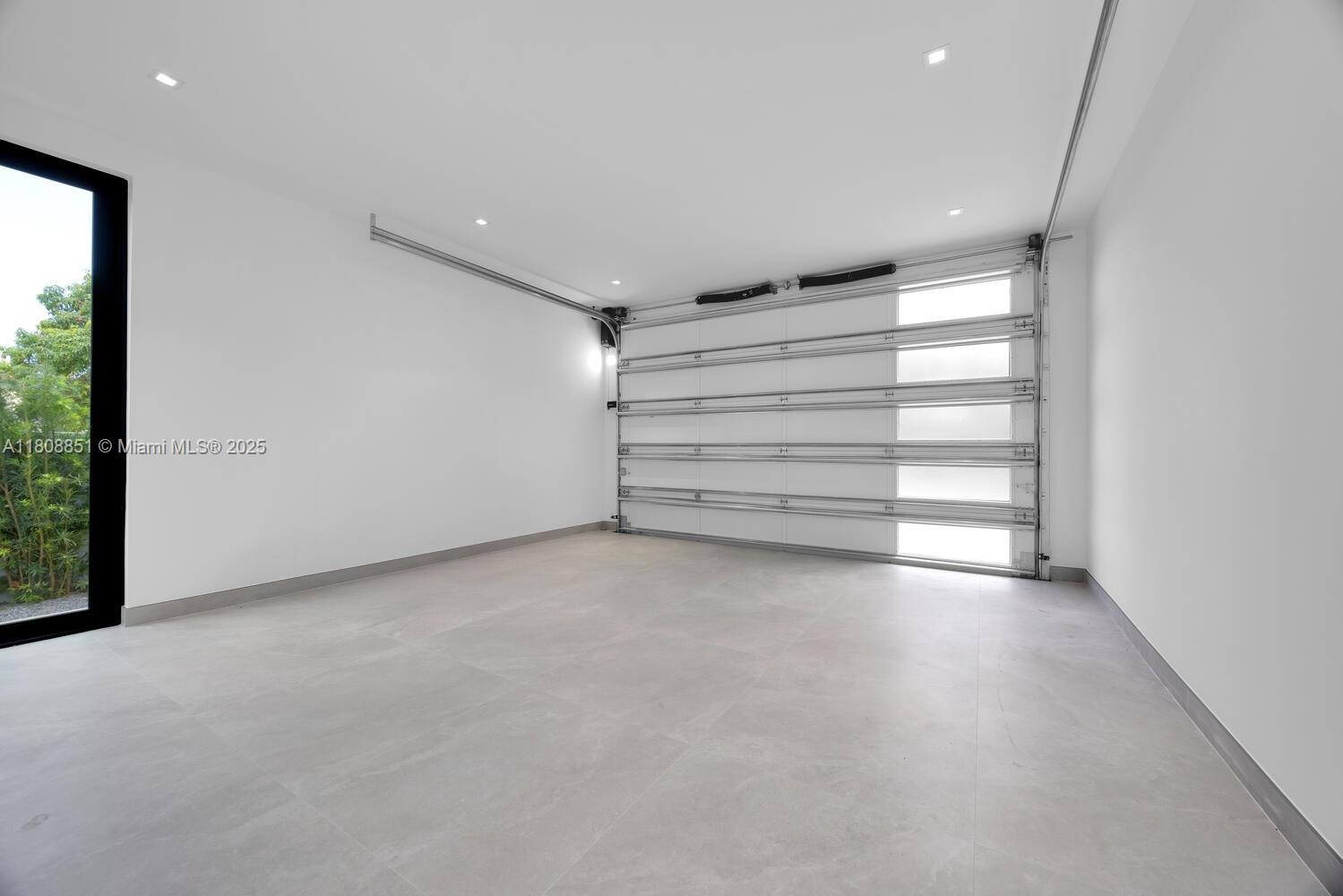 CAMNER GABLES 1ST ADDN - Residential