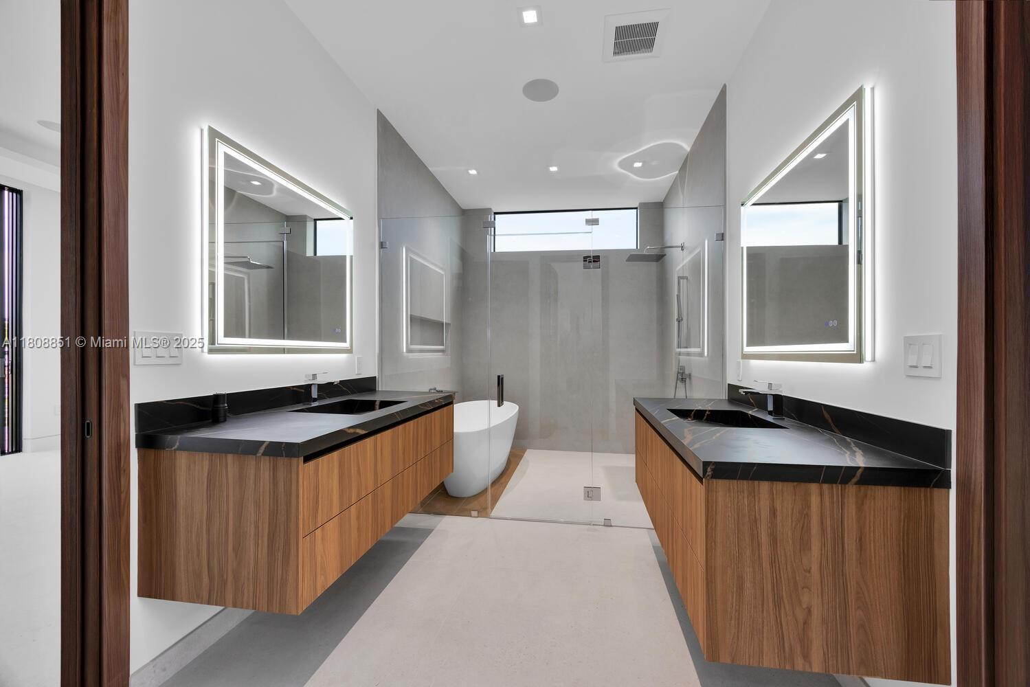 CAMNER GABLES 1ST ADDN - Residential