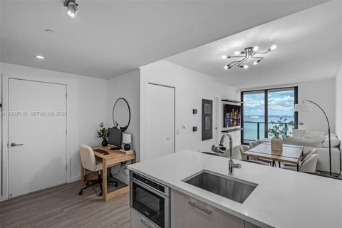 Tiny photo for 501 NE 31st St #3704, Miami, FL 33137 (MLS # A12007516)