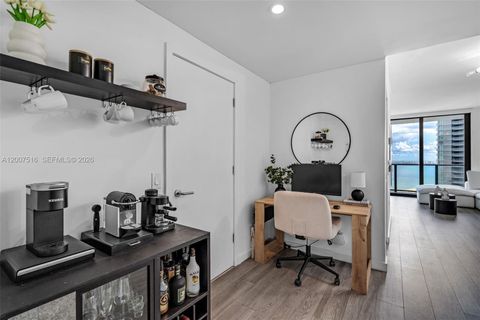 Tiny photo for 501 NE 31st St #3704, Miami, FL 33137 (MLS # A12007516)