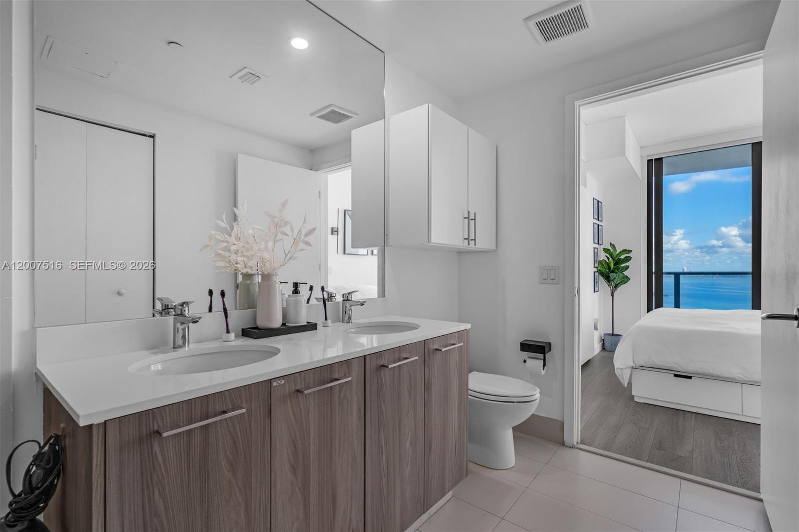 PARAISO BAYVIEWS CONDO - Residential