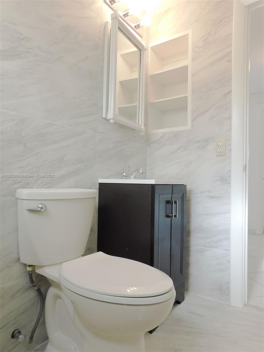 1735 MARSEILLE DR CONDO - Residential Lease