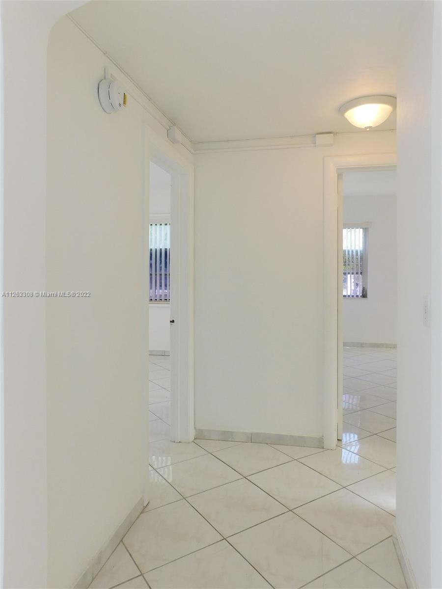 1735 MARSEILLE DR CONDO - Residential Lease