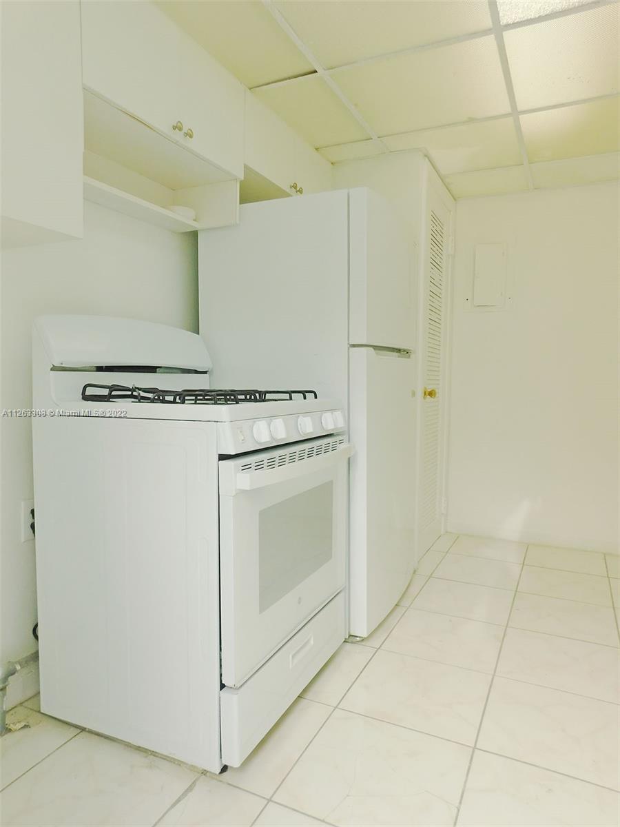 1735 MARSEILLE DR CONDO - Residential Lease