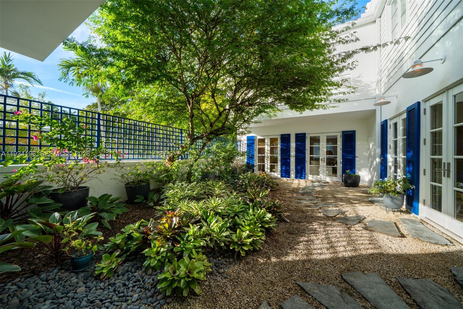 CAPE FLORIDA SUB SEC 3 - Residential