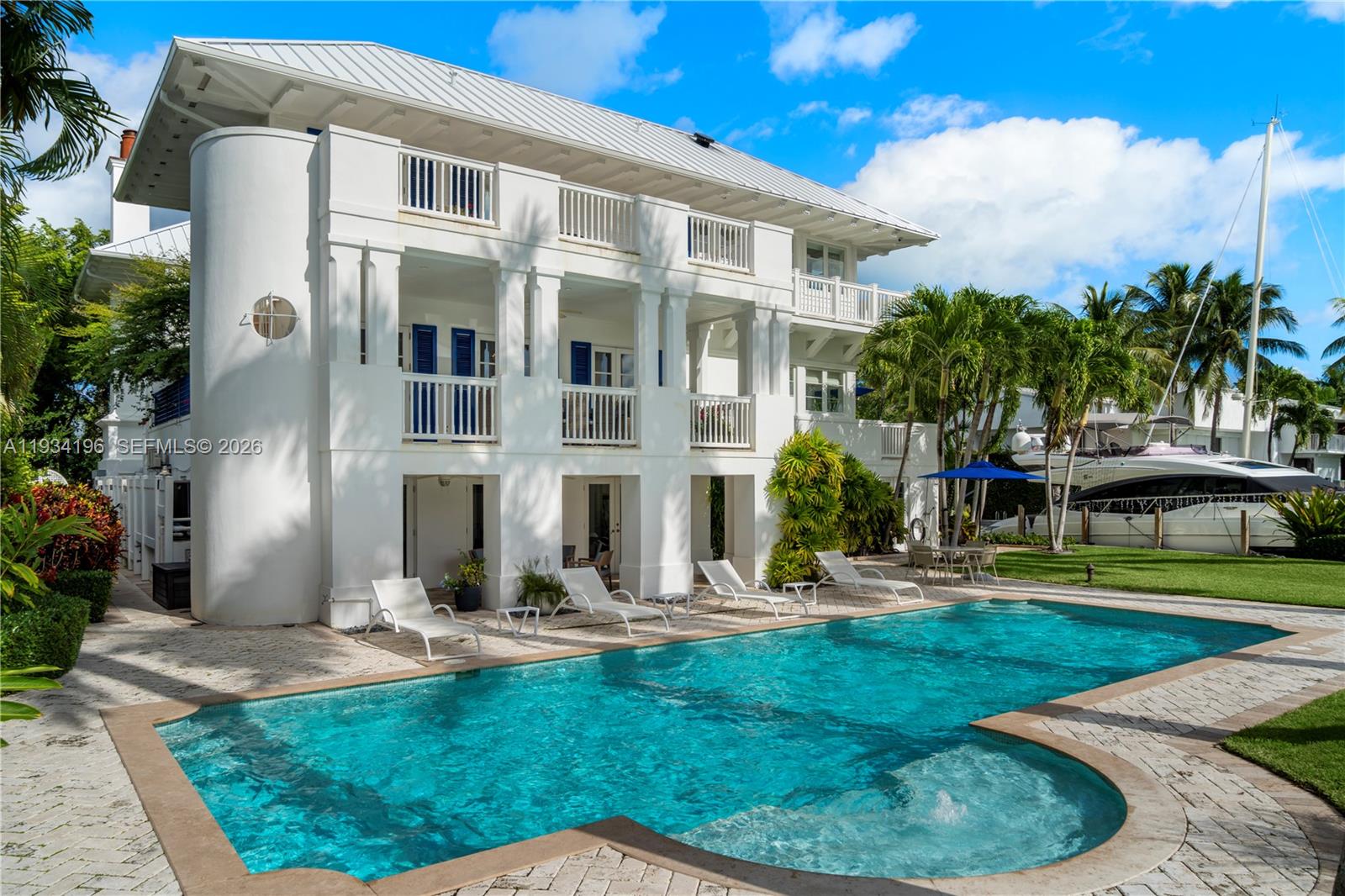 CAPE FLORIDA SUB SEC 3 - Residential