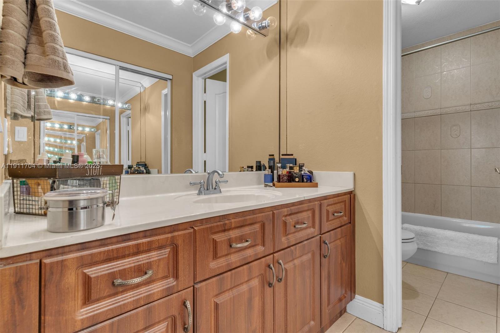 CHRISTINA AT THE HAMMOCKS - Residential