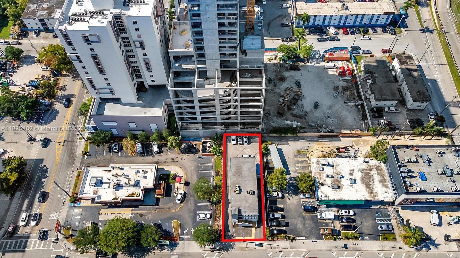 232 SW 8th St