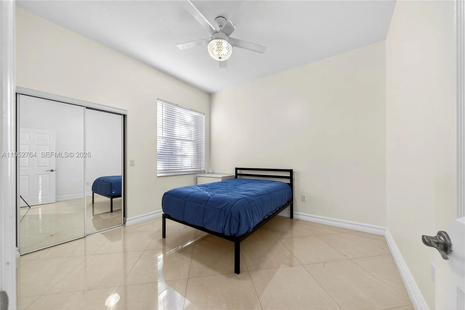 Davie, Florida, 33330, United States, 4 Bedrooms Bedrooms, ,3 BathroomsBathrooms,Residential,Active,2012872