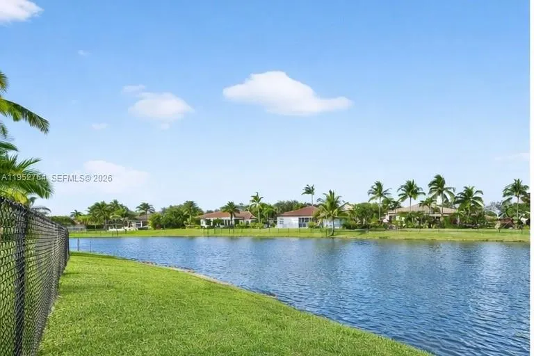 Davie, Florida, 33330, United States, 4 Bedrooms Bedrooms, ,3 BathroomsBathrooms,Residential,Active,2012872