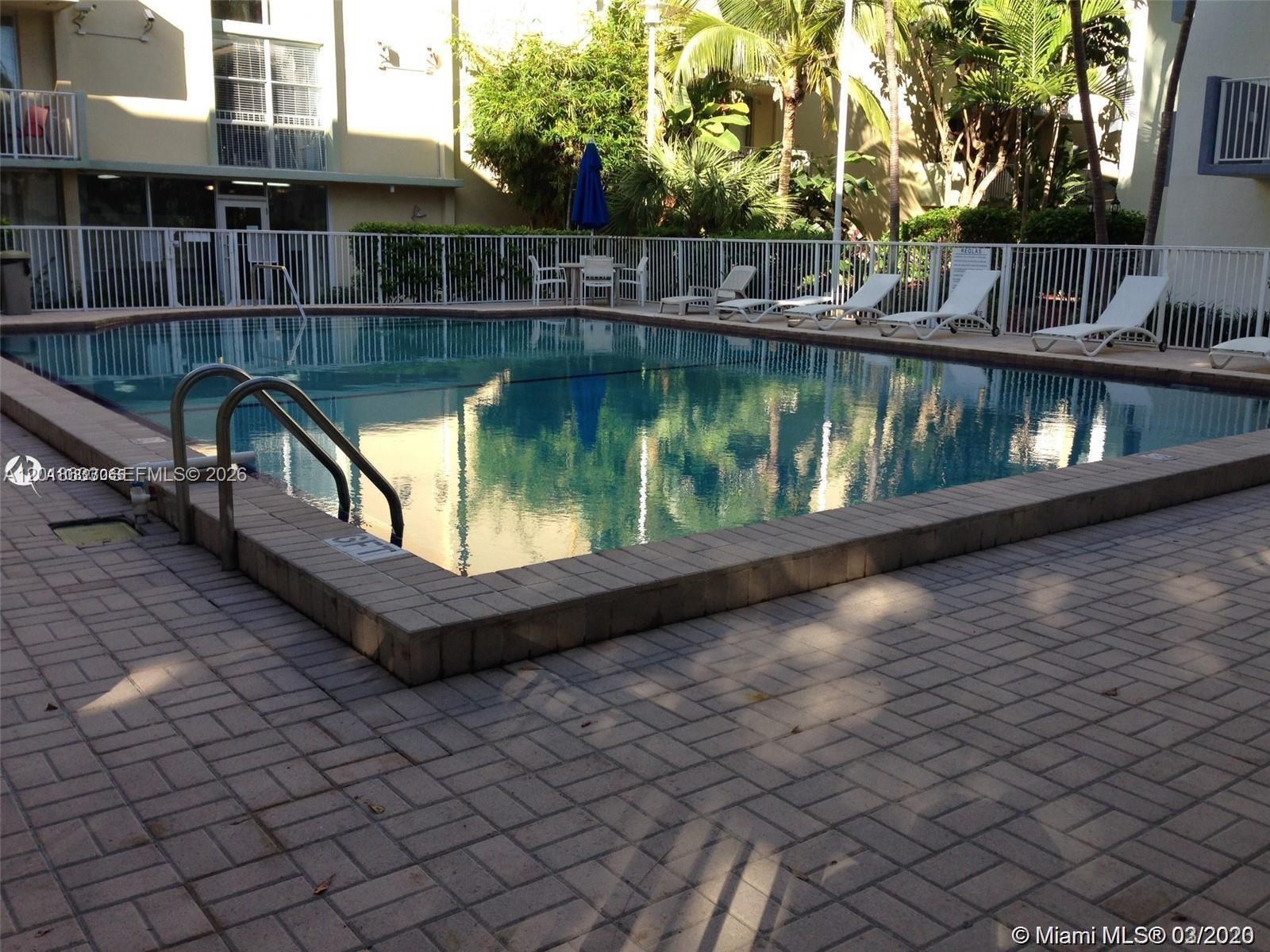 NORTH BAY VILLAS CONDO - Residential