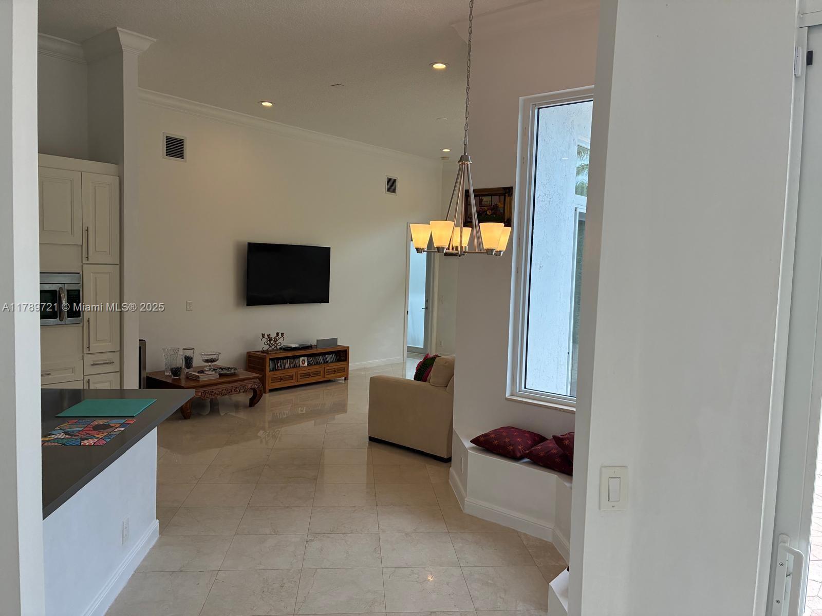 HAWKS LANDING - Residential