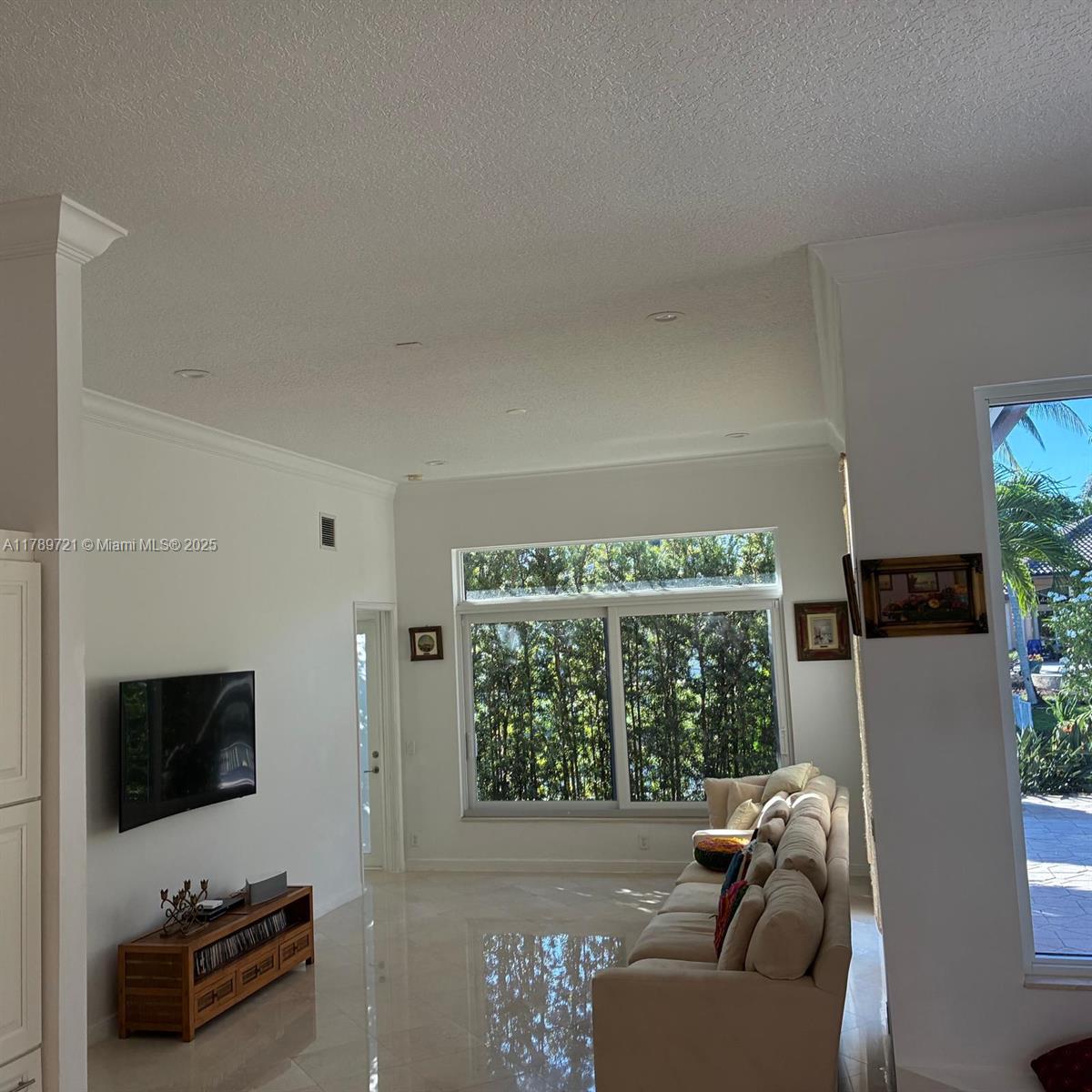 HAWKS LANDING - Residential