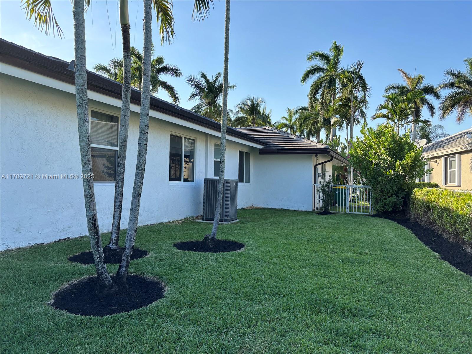 HAWKS LANDING - Residential