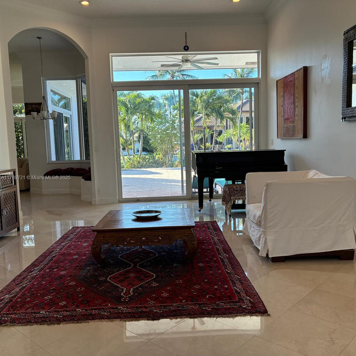 320 Windmill Palm Ave