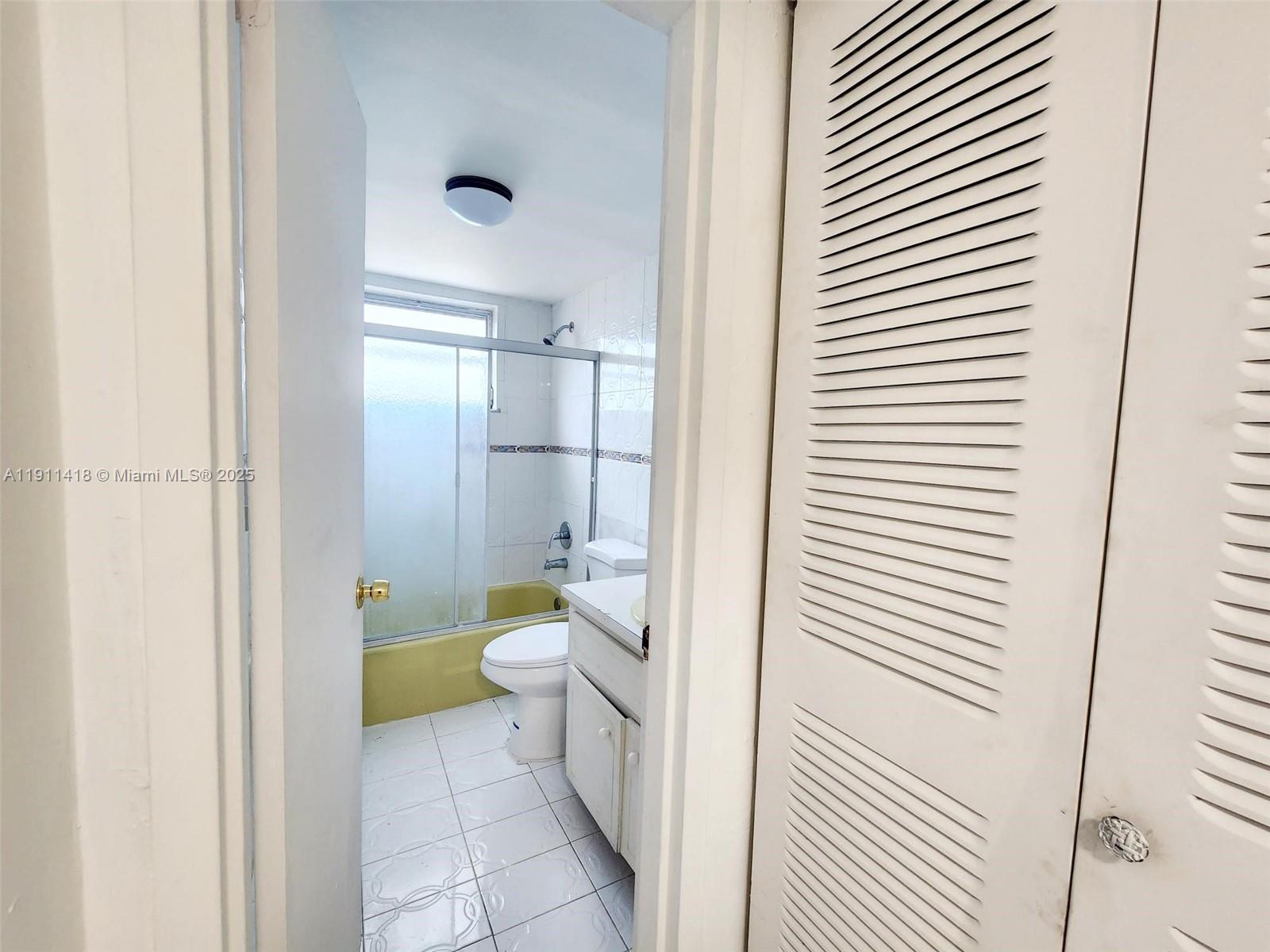 WINDWARD CONDO - Residential Lease