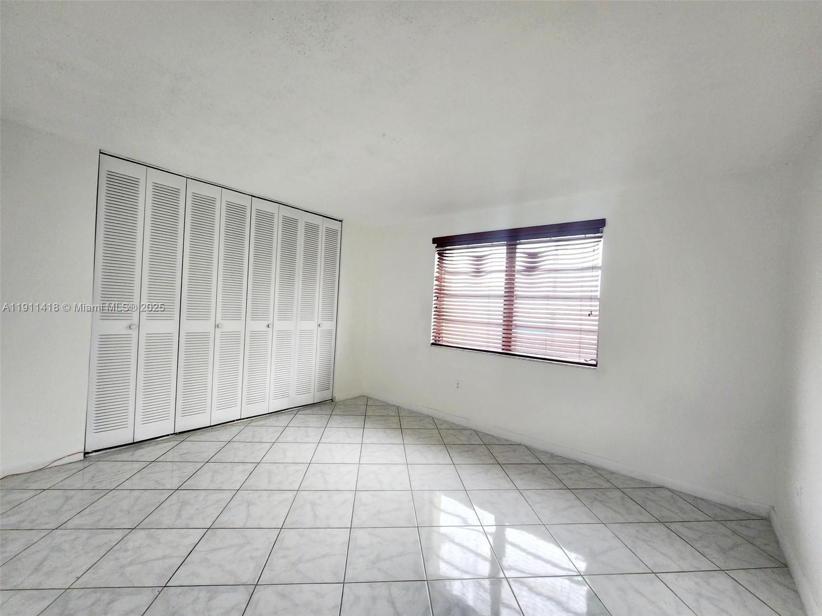 WINDWARD CONDO - Residential Lease