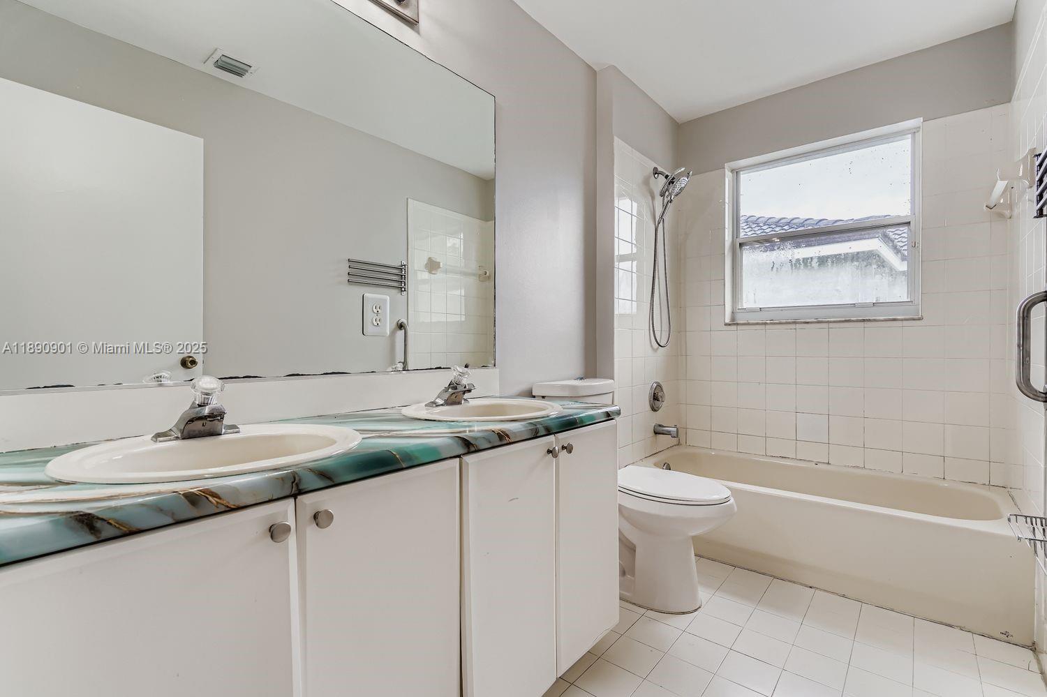 SILVER SHORES (PARCELS A - Residential