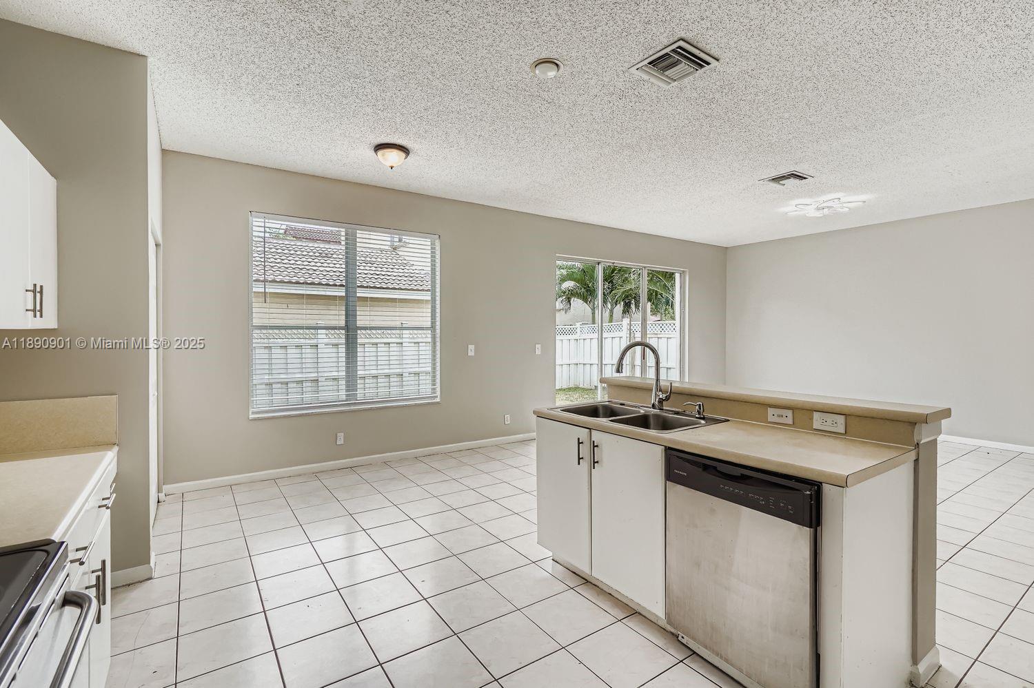 SILVER SHORES (PARCELS A - Residential