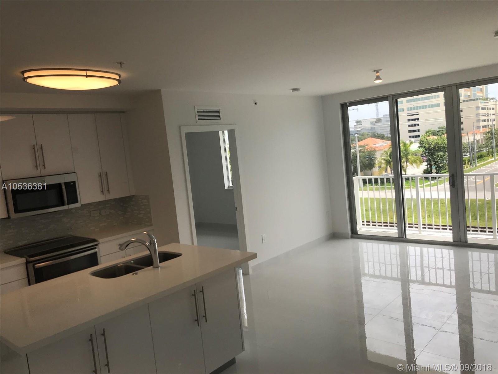 WEITZER AVENTURA PLACE CO - Residential Lease