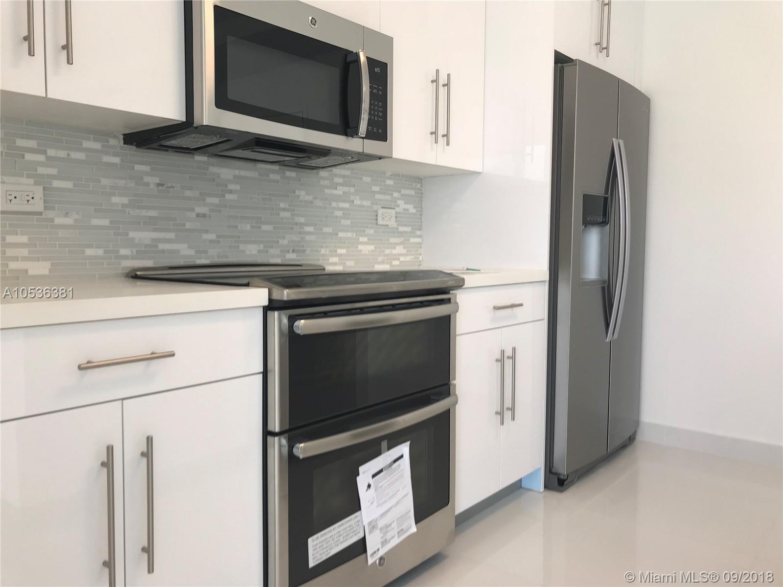 WEITZER AVENTURA PLACE CO - Residential Lease