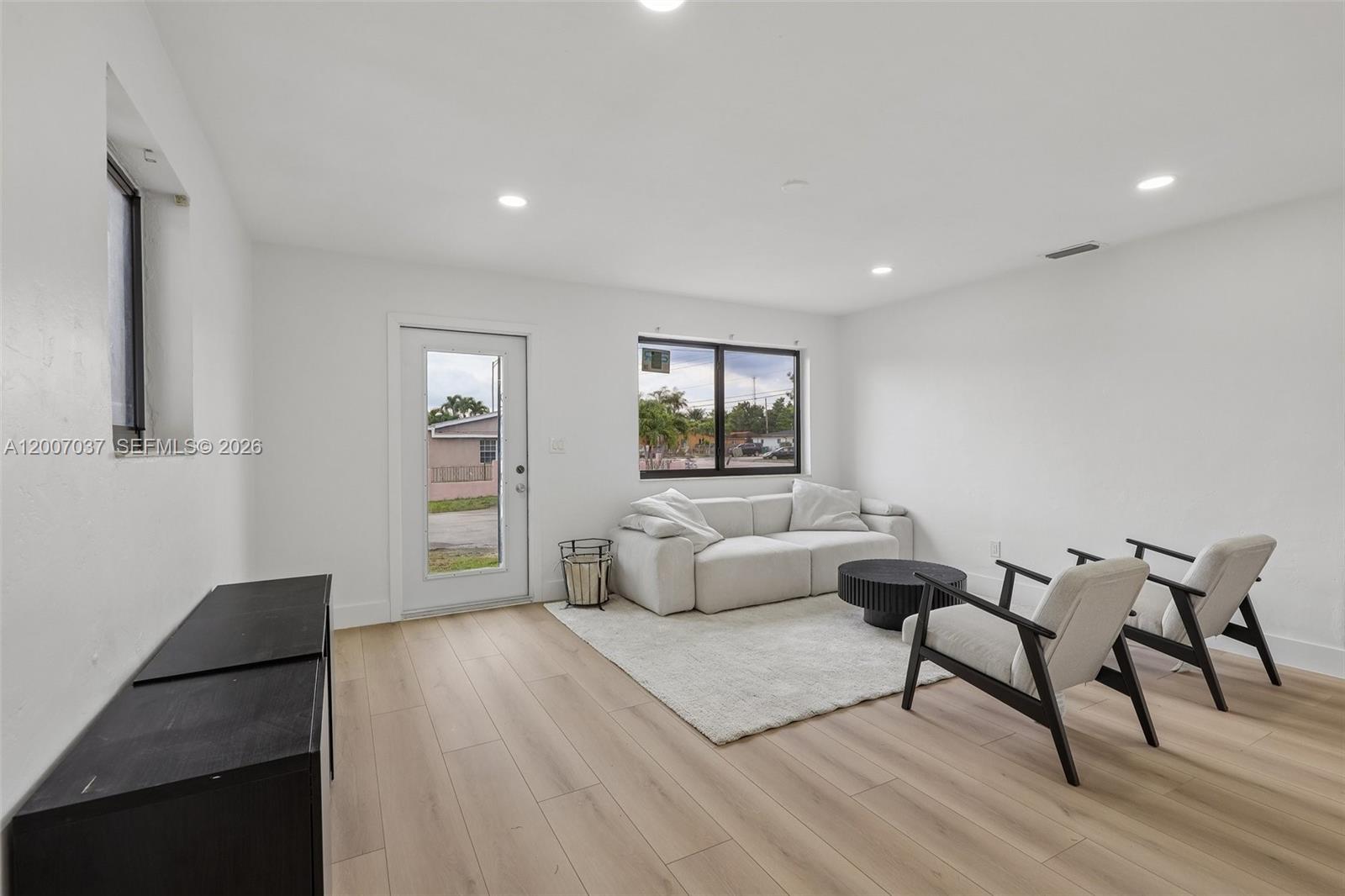 CORAL VILLAS REV - Residential