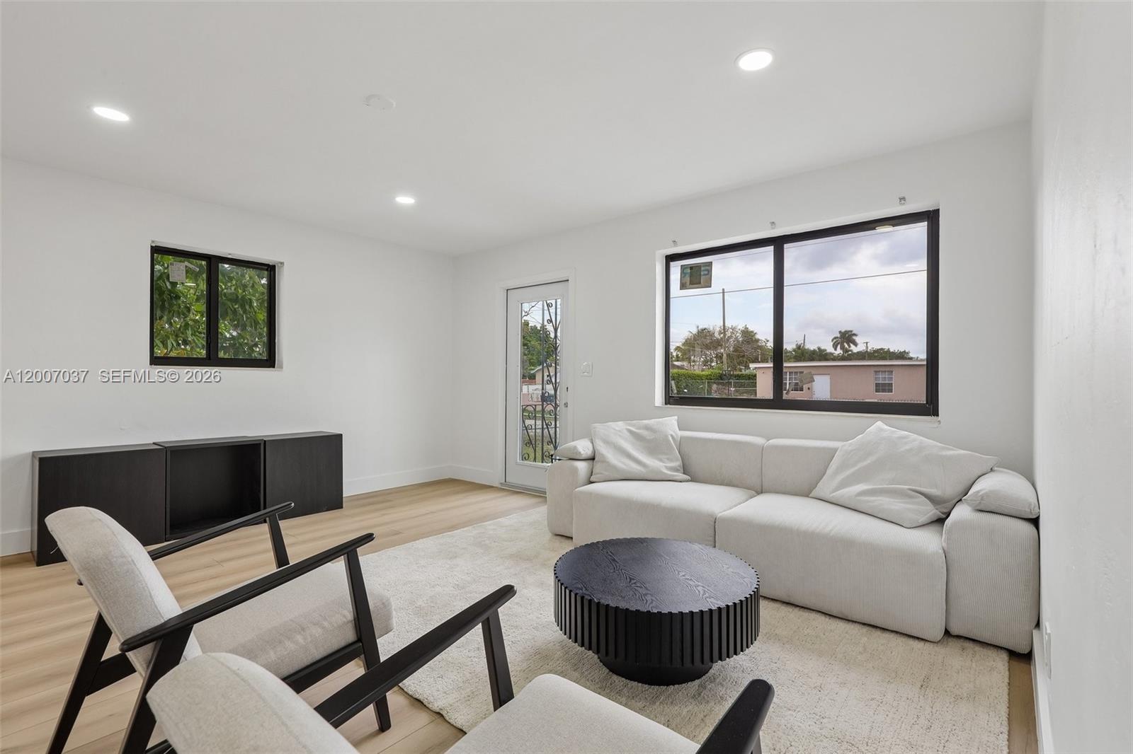 CORAL VILLAS REV - Residential