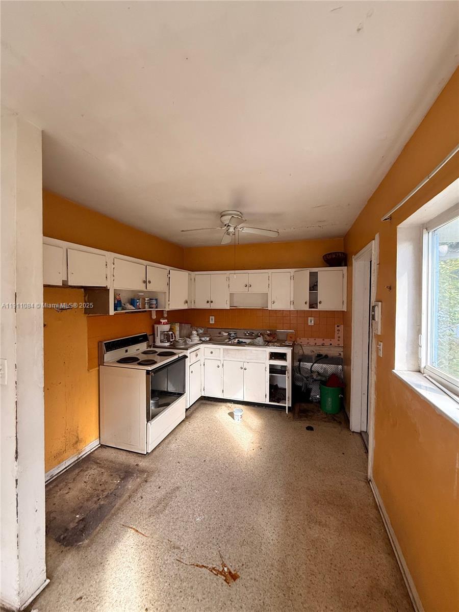 TAYLOR MANOR - Residential