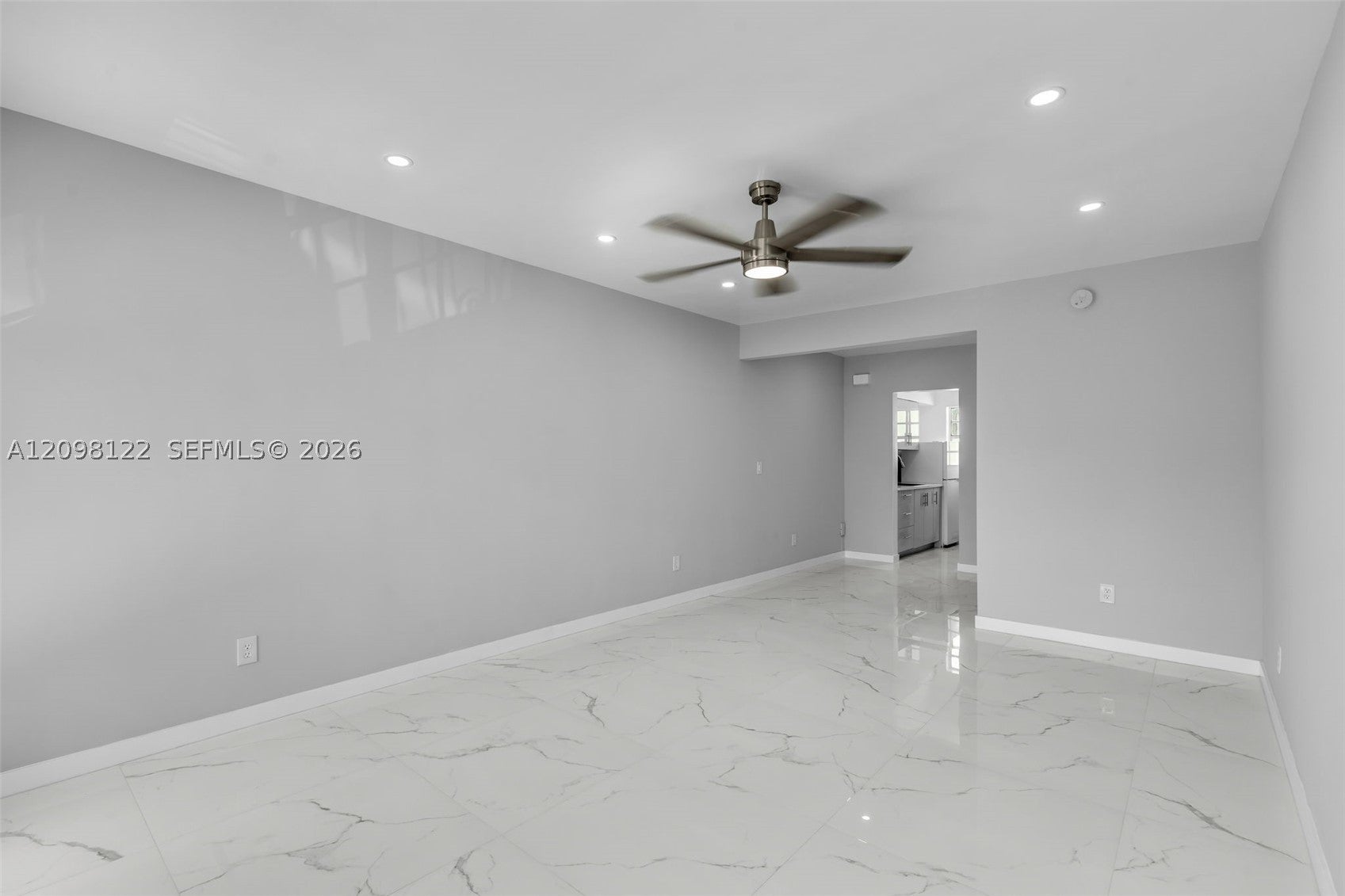 635 8th St 205