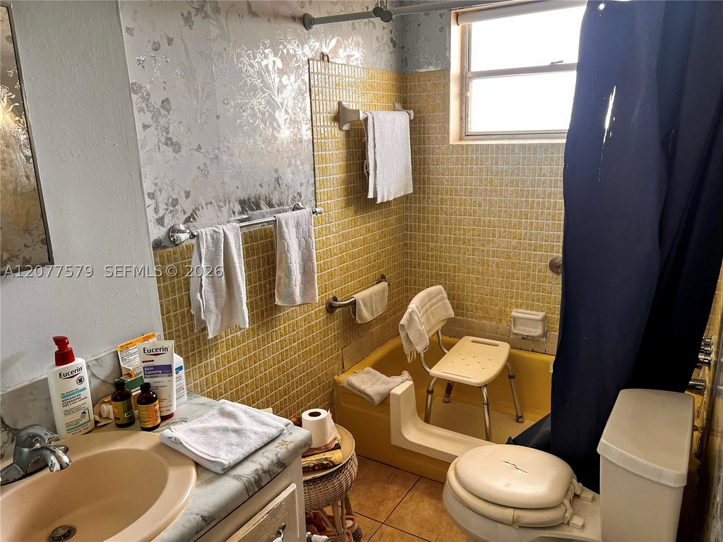 Photo of 1445 Atlantic Shores Blvd #604, Hallandale Beach, FL 33009 (MLS # A12077579)