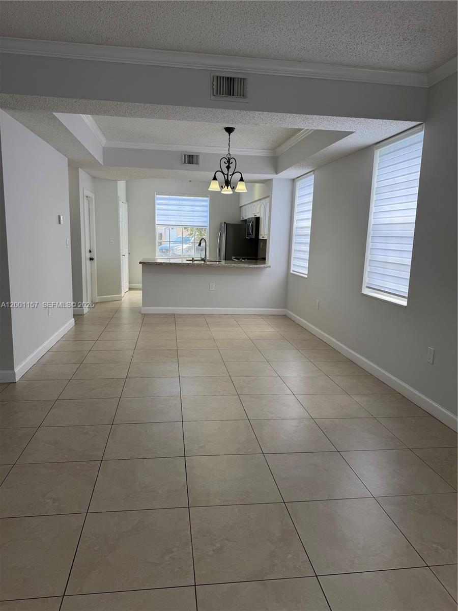 REGATTA POINTE CONDO NO T - Residential Lease