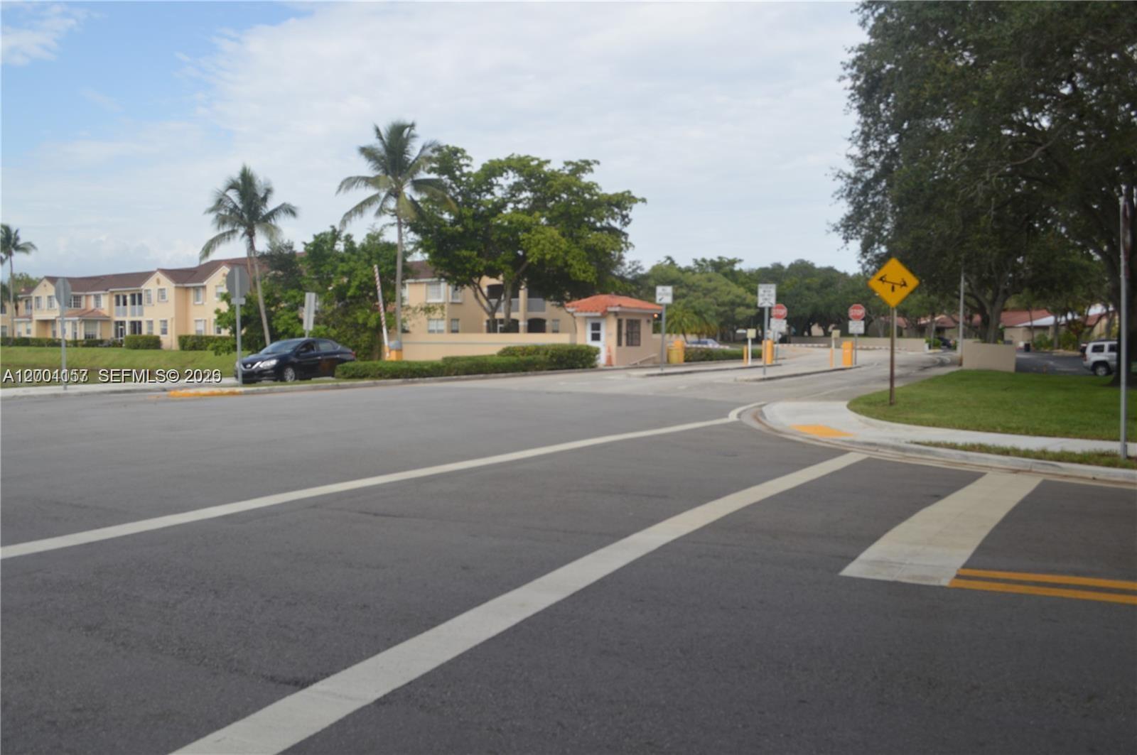 REGATTA POINTE CONDO NO T - Residential Lease