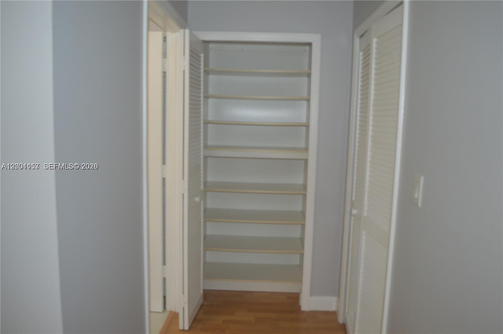 REGATTA POINTE CONDO NO T - Residential Lease