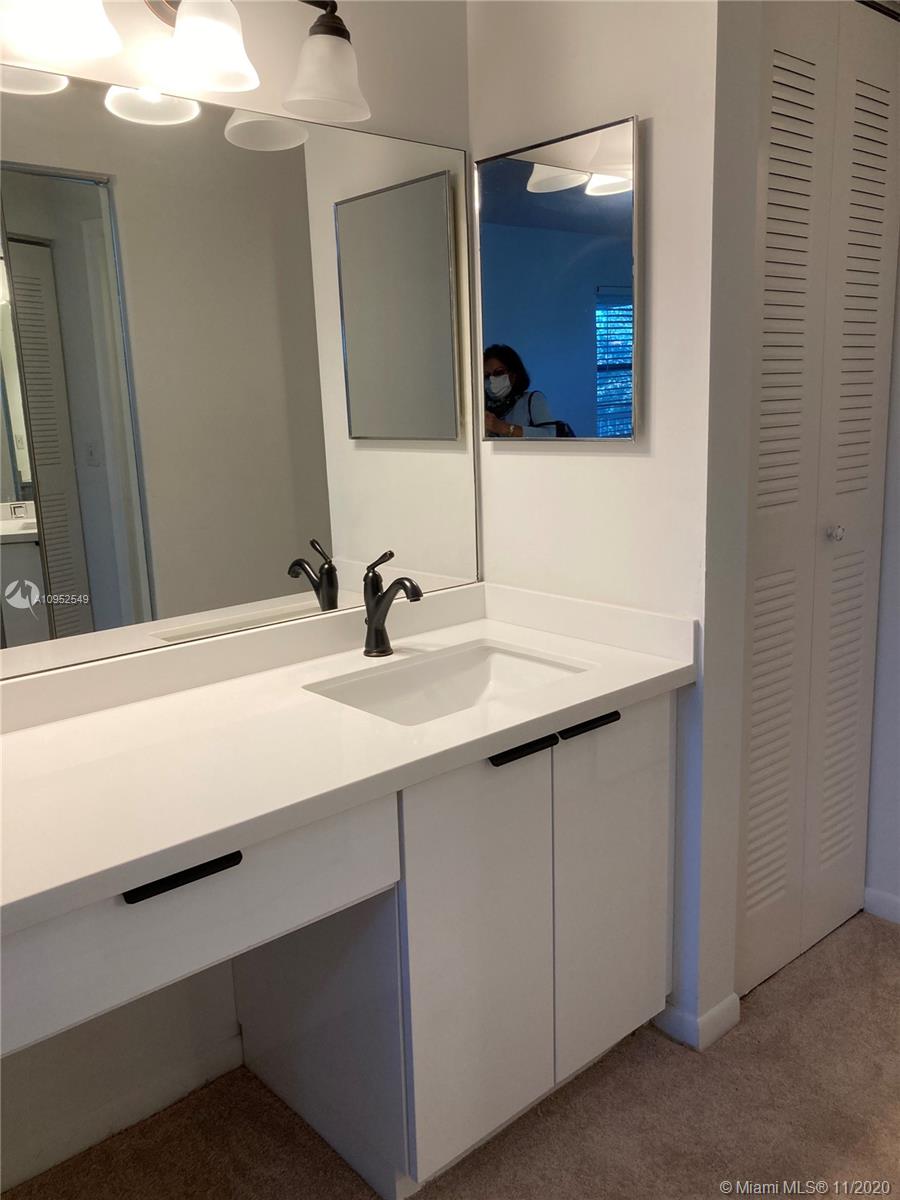 CAMBRIDGE #2 AT CENTURY V - Residential Lease