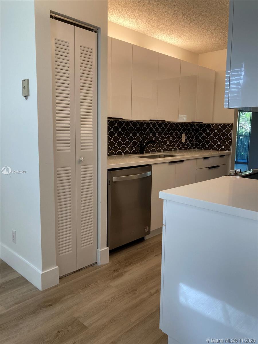 CAMBRIDGE #2 AT CENTURY V - Residential Lease