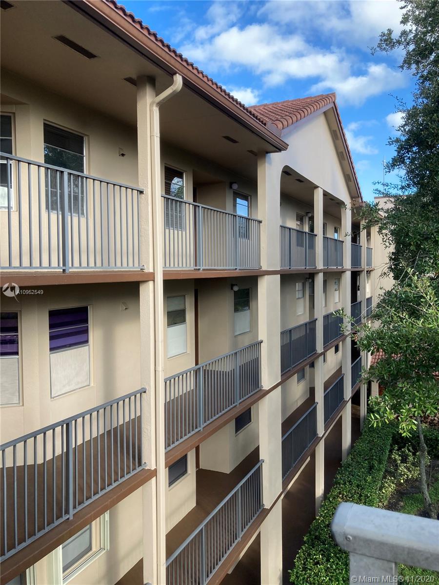 CAMBRIDGE #2 AT CENTURY V - Residential Lease