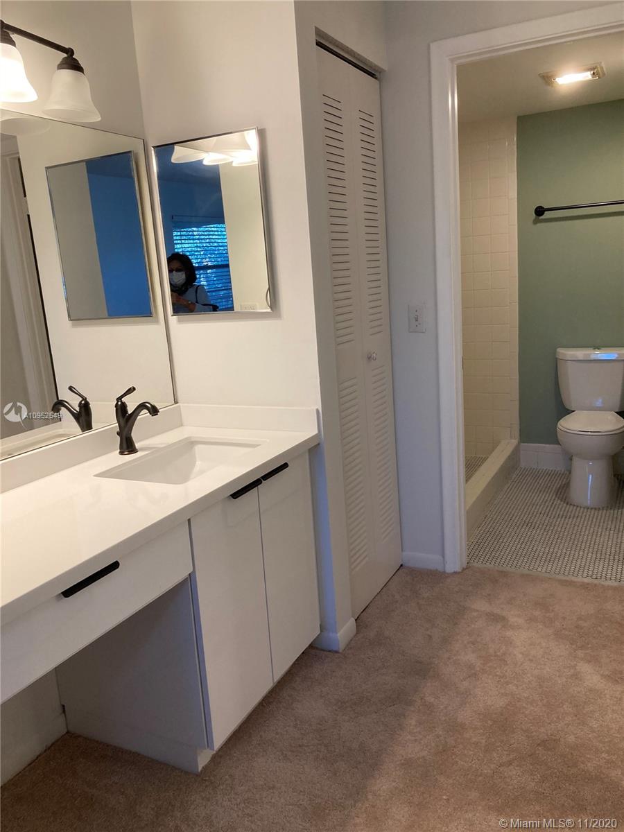 CAMBRIDGE #2 AT CENTURY V - Residential Lease