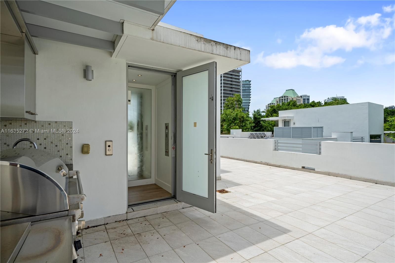 LEGACY VILLAS CONDO - Residential