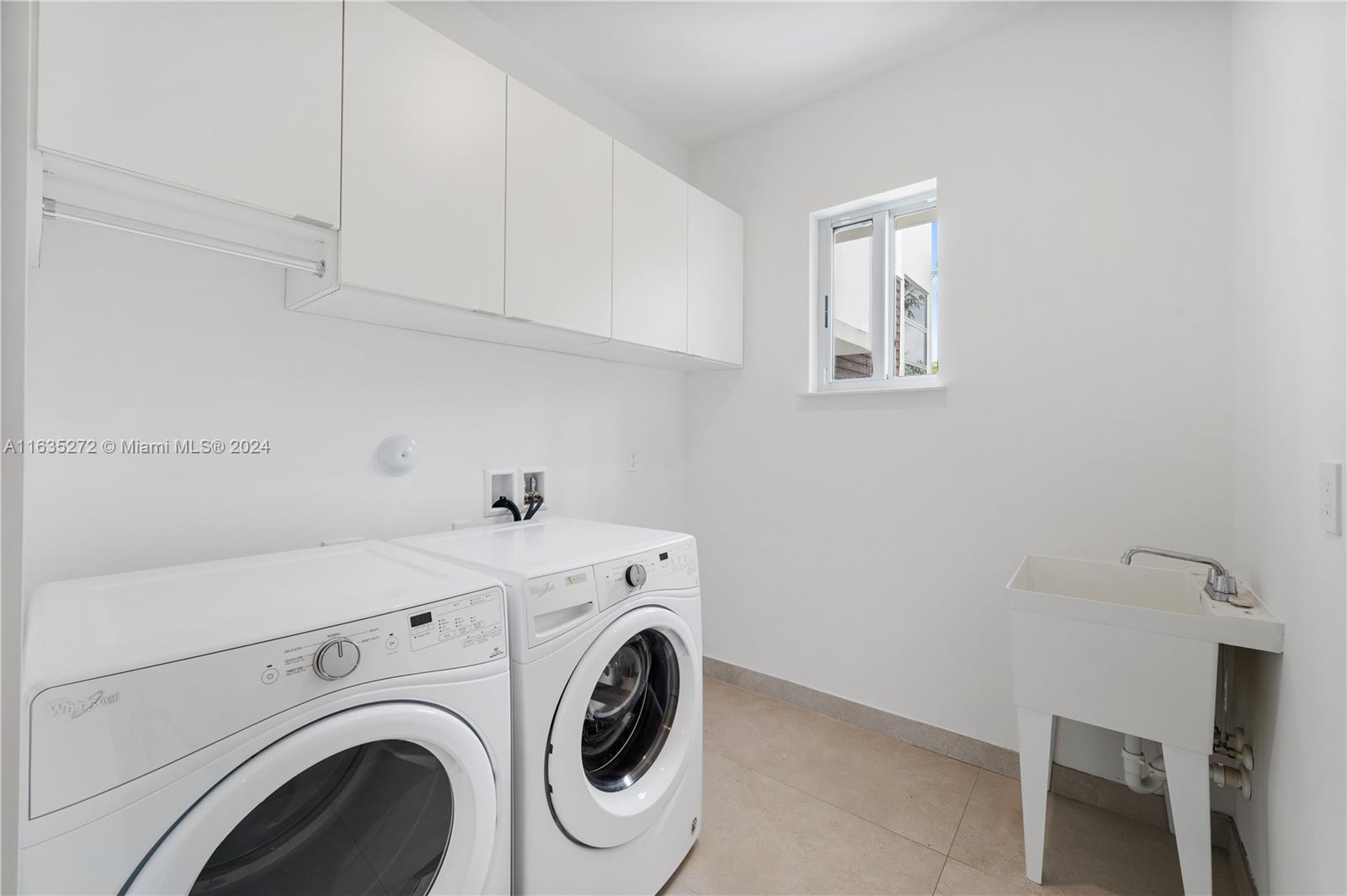 LEGACY VILLAS CONDO - Residential