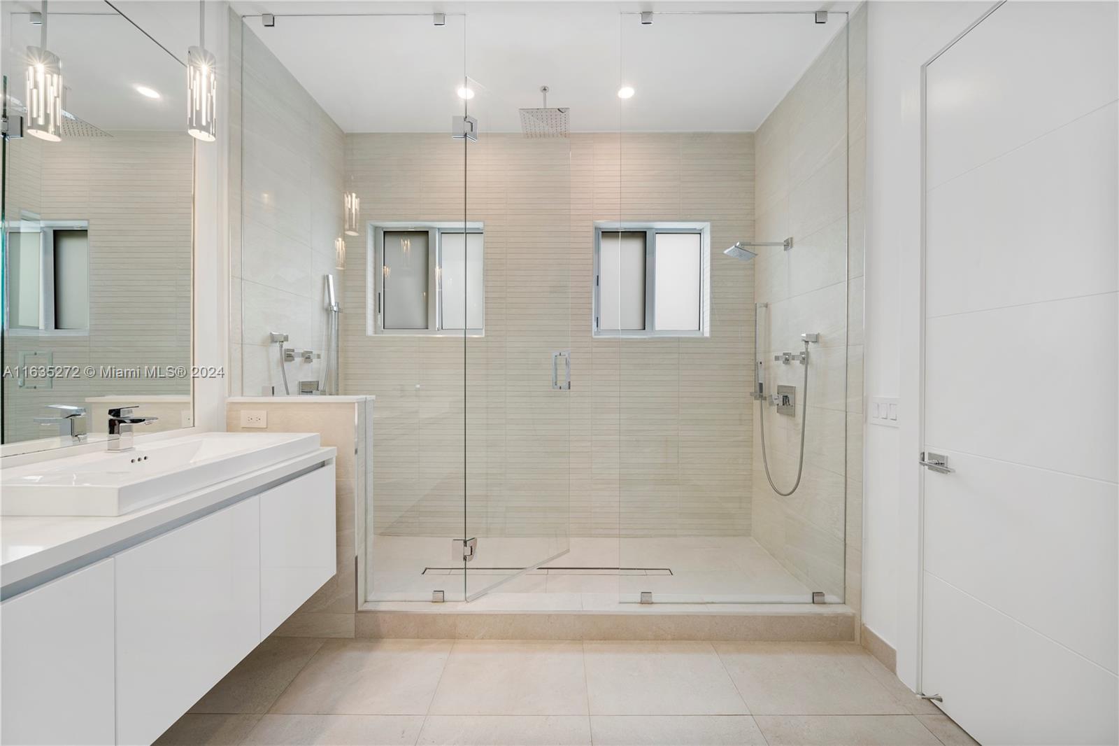 LEGACY VILLAS CONDO - Residential