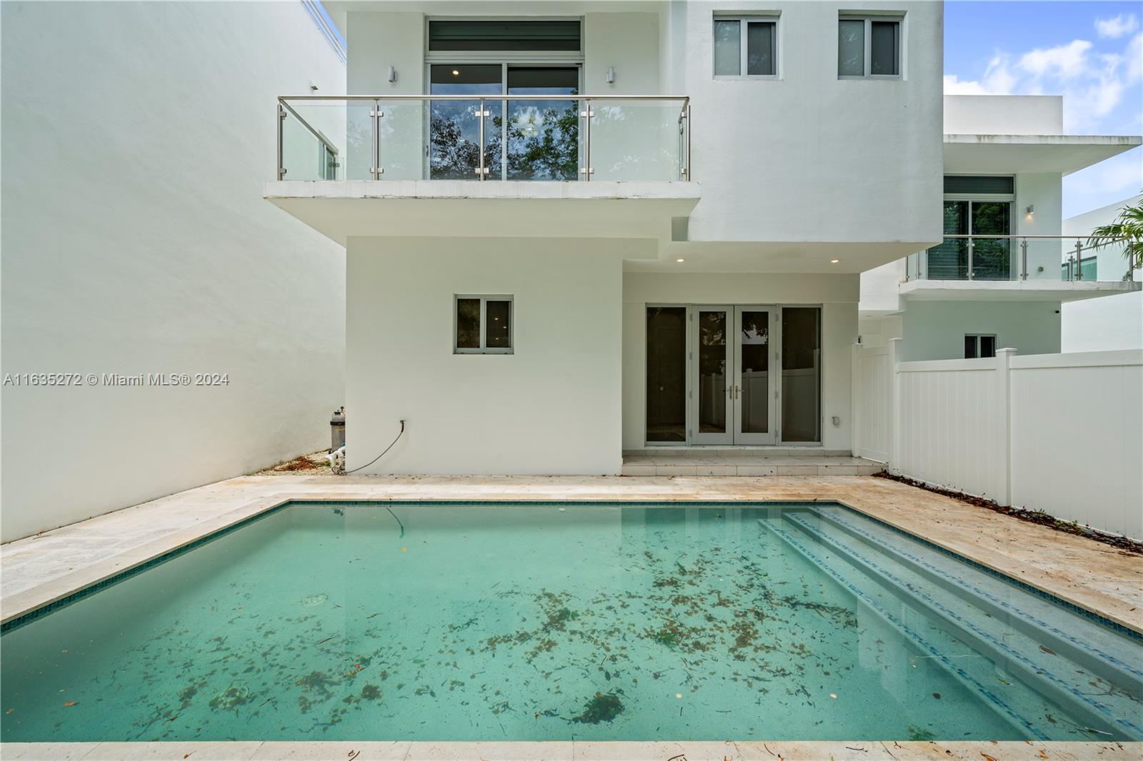 LEGACY VILLAS CONDO - Residential