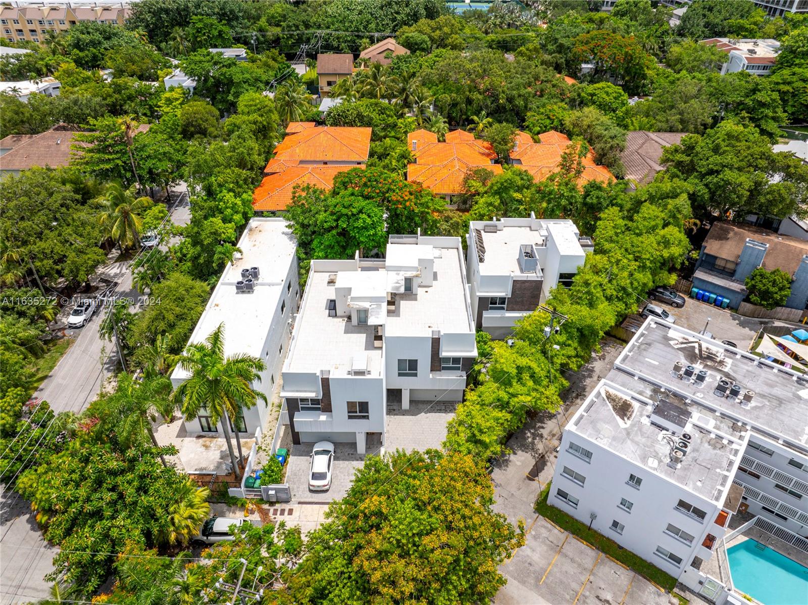 LEGACY VILLAS CONDO - Residential