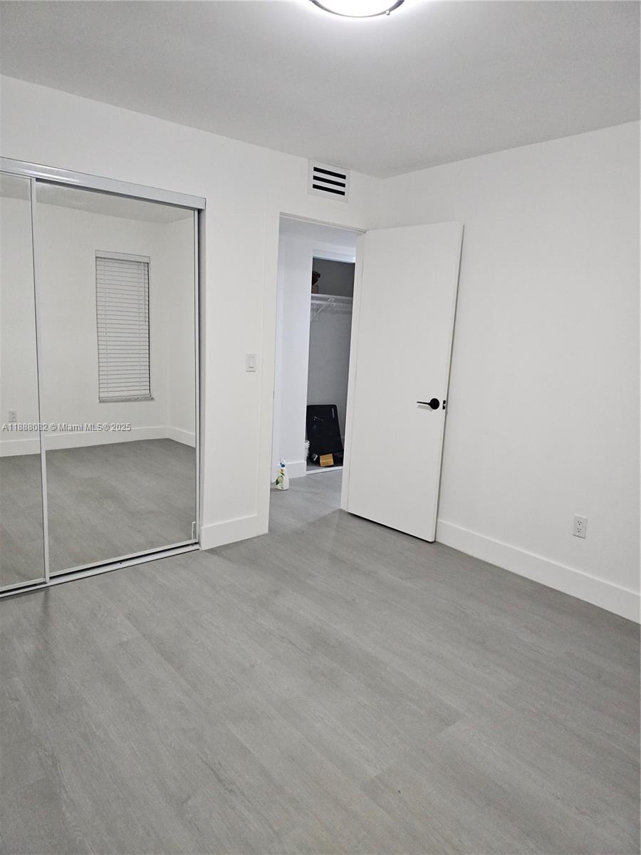 2 bedroom/2 full bath, new vinyl floor, new doors, Just painted, no rental restrictions, Unit in very good conditions, ready for immediate move in.
Finance available with preferred lender with 5% down, Call listing agent for more information