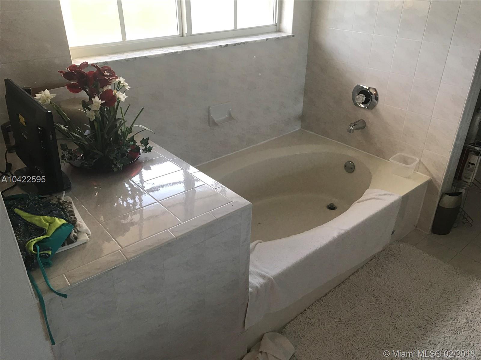 CARIBE LAKES PHASE II - Residential