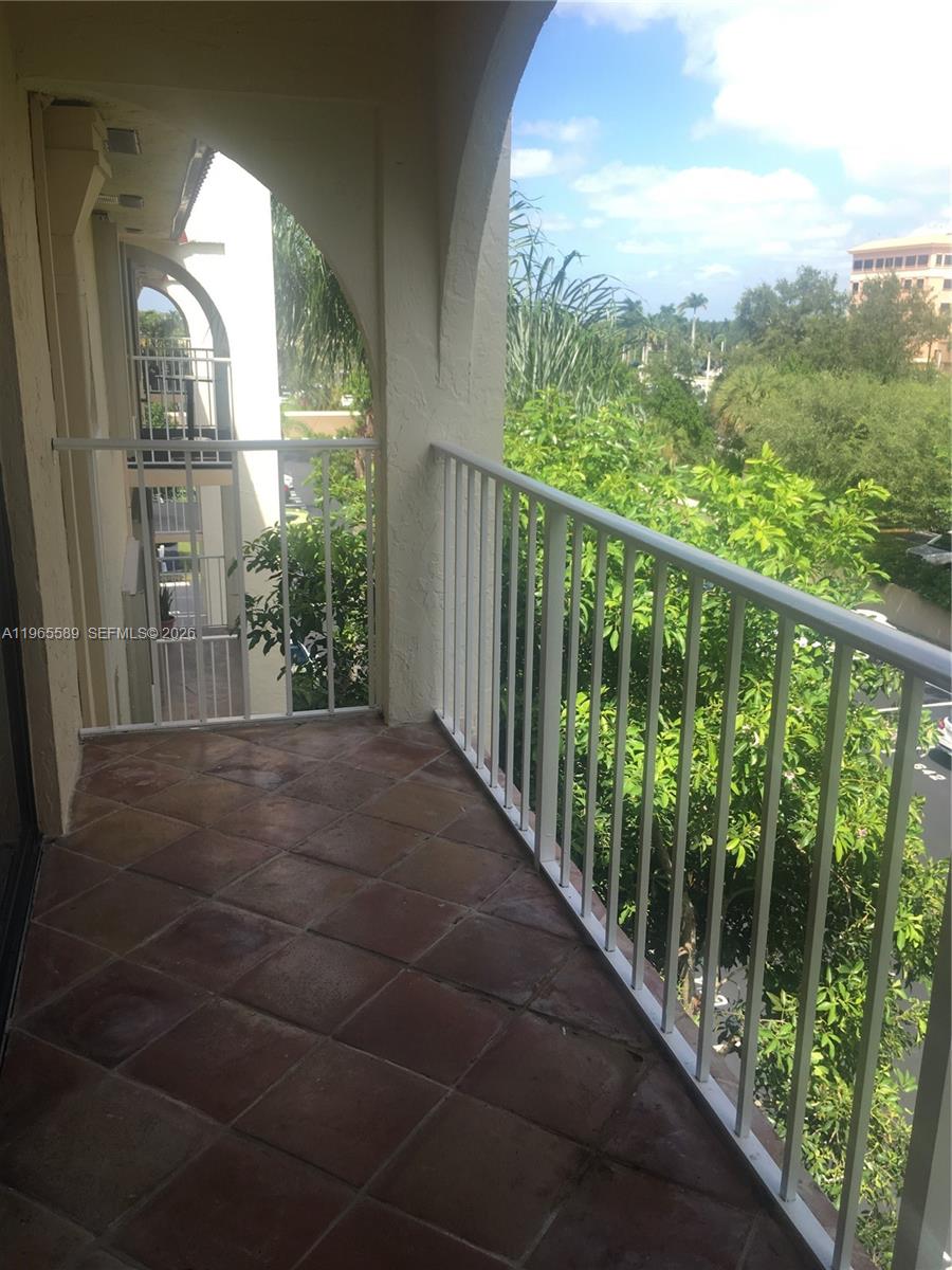 9301 SW 92nd Ave 407B