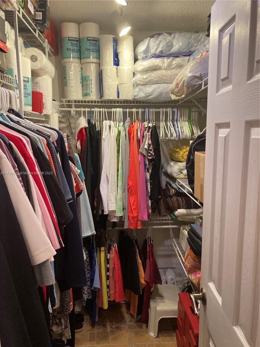 FAIRWAYS NORTH CO-OP - Residential