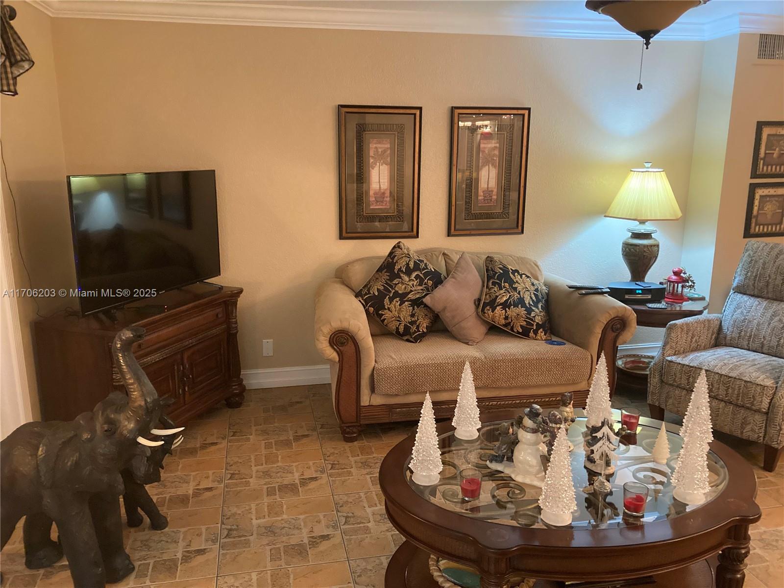 FAIRWAYS NORTH CO-OP - Residential