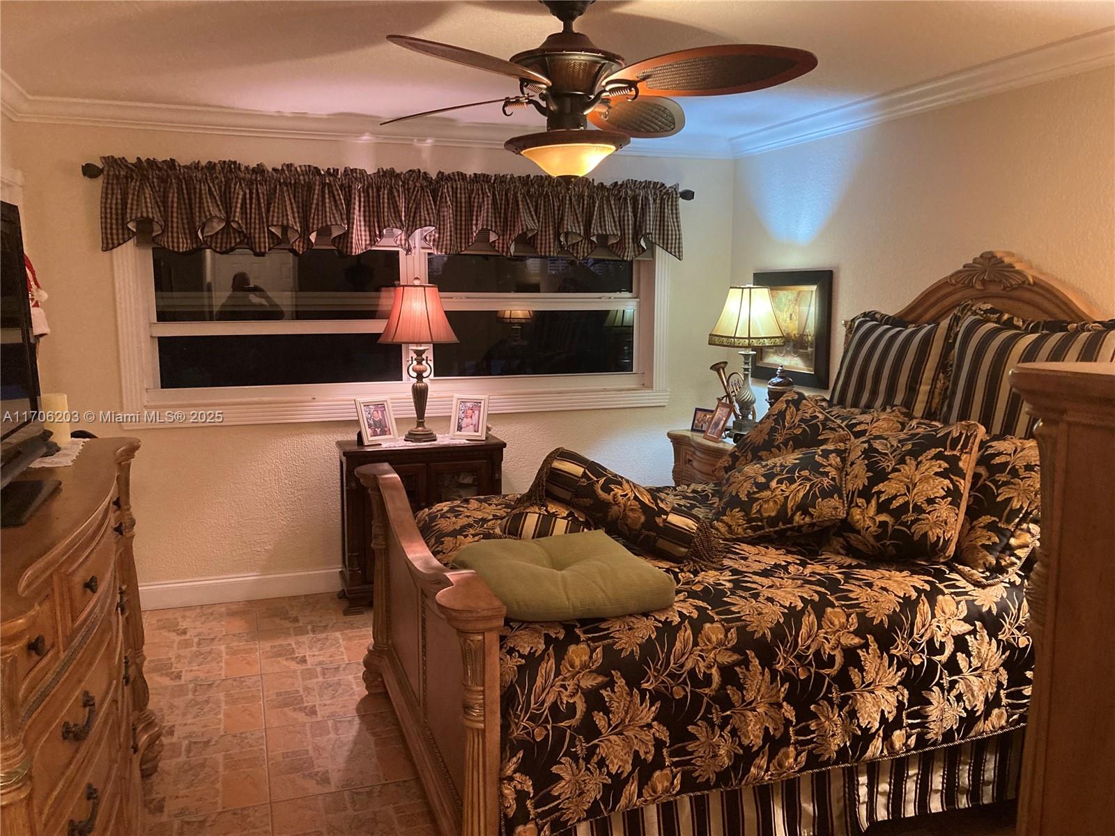 FAIRWAYS NORTH CO-OP - Residential