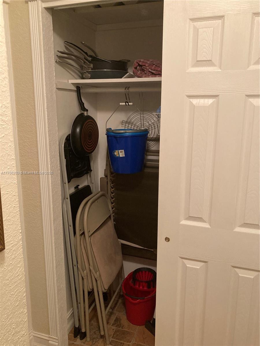 FAIRWAYS NORTH CO-OP - Residential