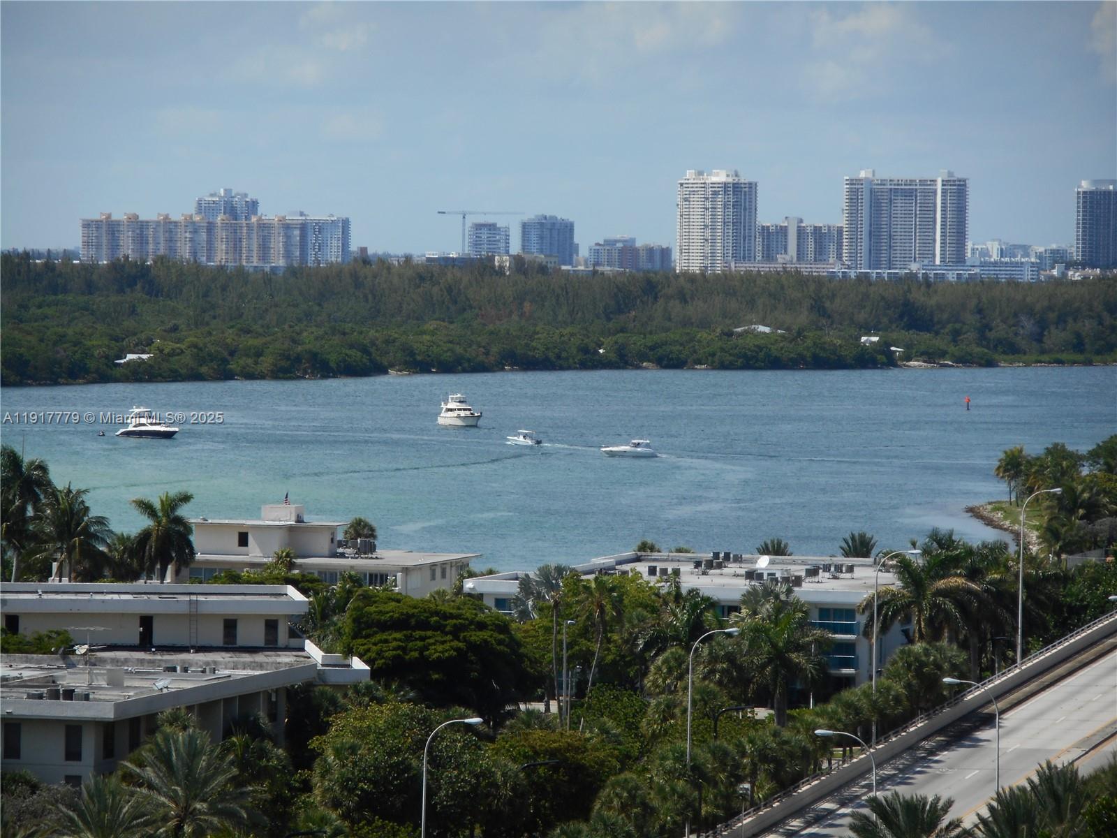 10185 Collins Ave 1403